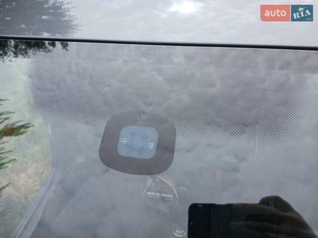 Серый Фольксваген Гольф, объемом двигателя 1.6 л и пробегом 260 тыс. км за 7400 $, фото 28 на Automoto.ua