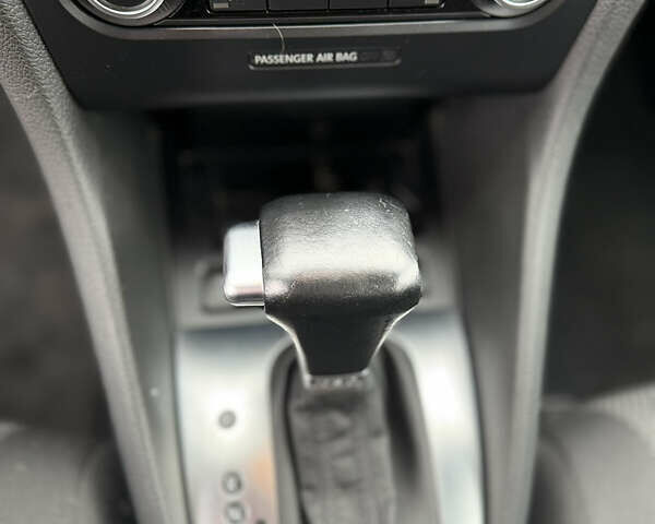 Серый Фольксваген Гольф, объемом двигателя 1.39 л и пробегом 173 тыс. км за 7700 $, фото 39 на Automoto.ua