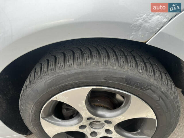 Серый Фольксваген Гольф, объемом двигателя 1.39 л и пробегом 241 тыс. км за 7000 $, фото 15 на Automoto.ua