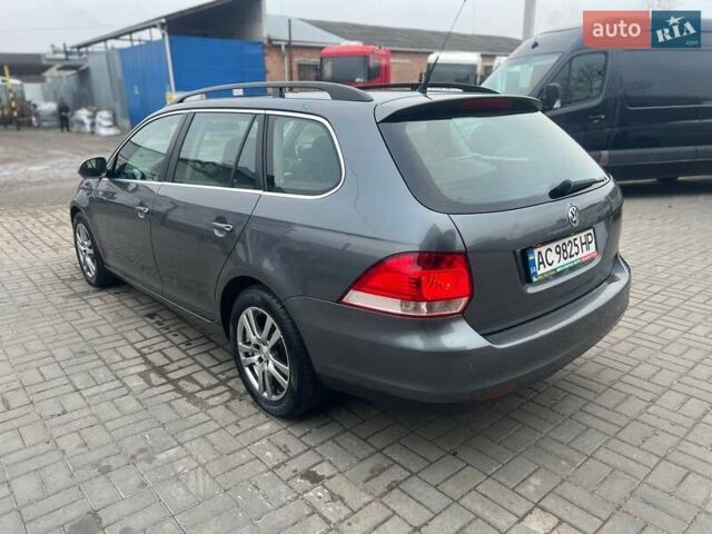 Серый Фольксваген Гольф, объемом двигателя 1.4 л и пробегом 263 тыс. км за 6500 $, фото 5 на Automoto.ua