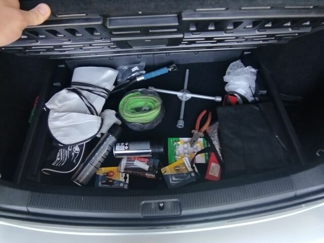 Серый Фольксваген Гольф, объемом двигателя 1.4 л и пробегом 232 тыс. км за 5600 $, фото 15 на Automoto.ua