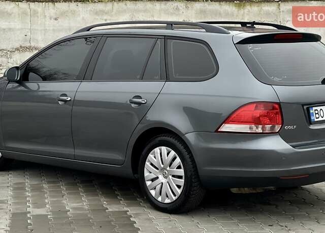 Серый Фольксваген Гольф, объемом двигателя 1.6 л и пробегом 144 тыс. км за 7950 $, фото 20 на Automoto.ua