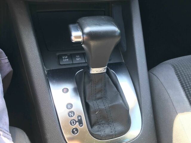 Серый Фольксваген Гольф, объемом двигателя 1.4 л и пробегом 131 тыс. км за 8800 $, фото 14 на Automoto.ua