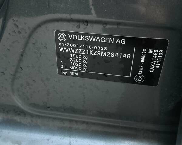 Серый Фольксваген Гольф, объемом двигателя 1.4 л и пробегом 237 тыс. км за 7500 $, фото 21 на Automoto.ua