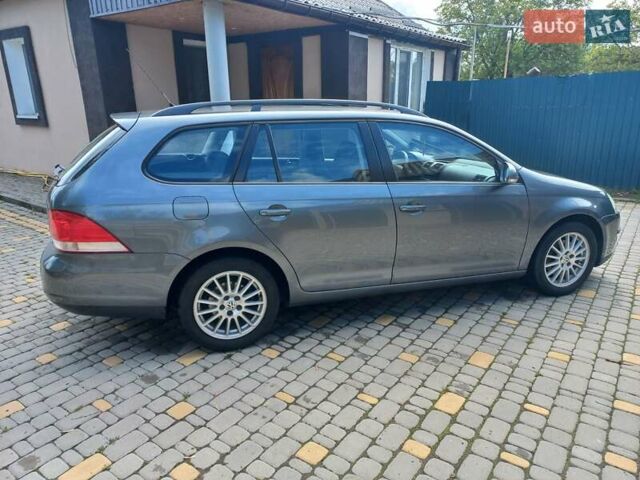 Серый Фольксваген Гольф, объемом двигателя 1.4 л и пробегом 225 тыс. км за 5550 $, фото 13 на Automoto.ua