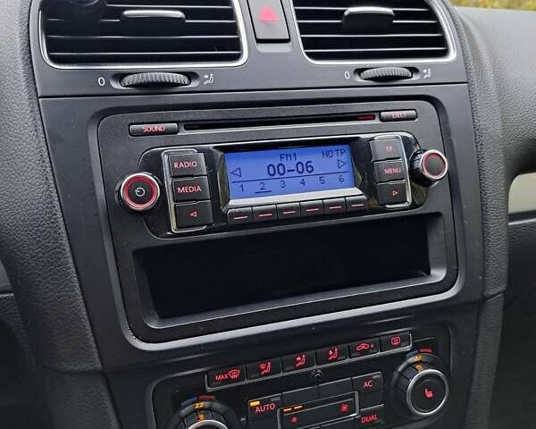 Фольксваген Гольф 2009 в Нетешине на Automoto.ua Серый Фольксваген Гольф, объемом двигателя 1.6 л и пробегом 245 тыс. км за 6900 $, фото 22 на Automoto.ua