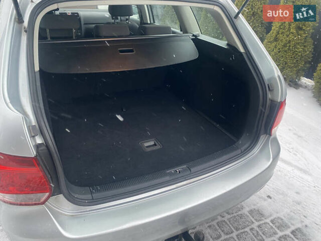 Серый Фольксваген Гольф, объемом двигателя 1.6 л и пробегом 213 тыс. км за 6100 $, фото 17 на Automoto.ua