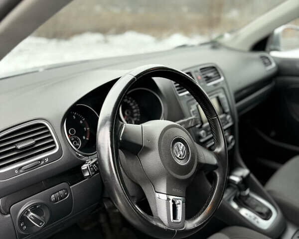 Серый Фольксваген Гольф, объемом двигателя 1.39 л и пробегом 173 тыс. км за 7700 $, фото 13 на Automoto.ua