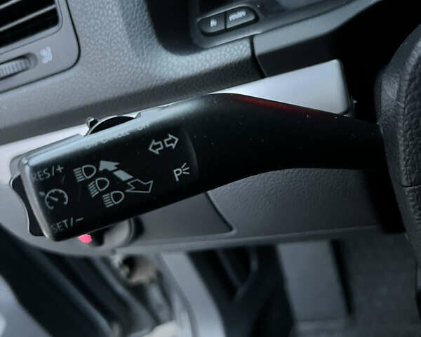 Серый Фольксваген Гольф, объемом двигателя 1.4 л и пробегом 249 тыс. км за 6500 $, фото 27 на Automoto.ua