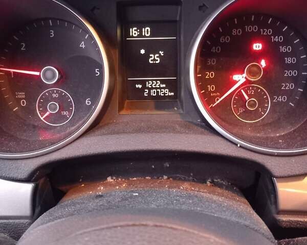 Сірий Фольксваген Гольф, об'ємом двигуна 1.6 л та пробігом 210 тис. км за 3700 $, фото 8 на Automoto.ua