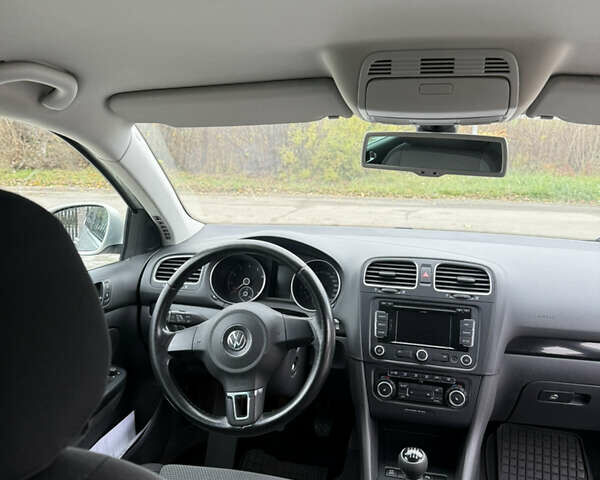 Серый Фольксваген Гольф, объемом двигателя 1.39 л и пробегом 193 тыс. км за 6300 $, фото 15 на Automoto.ua