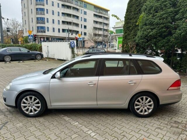 Серый Фольксваген Гольф, объемом двигателя 1.9 л и пробегом 299 тыс. км за 1500 $, фото 1 на Automoto.ua