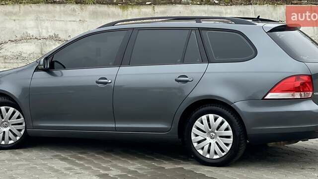 Серый Фольксваген Гольф, объемом двигателя 1.6 л и пробегом 144 тыс. км за 7950 $, фото 22 на Automoto.ua