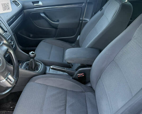 Серый Фольксваген Гольф, объемом двигателя 1.39 л и пробегом 193 тыс. км за 6350 $, фото 15 на Automoto.ua