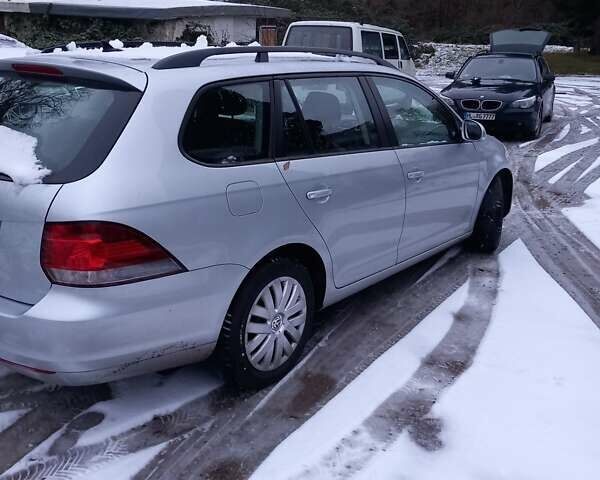 Сірий Фольксваген Гольф, об'ємом двигуна 1.6 л та пробігом 210 тис. км за 3700 $, фото 1 на Automoto.ua