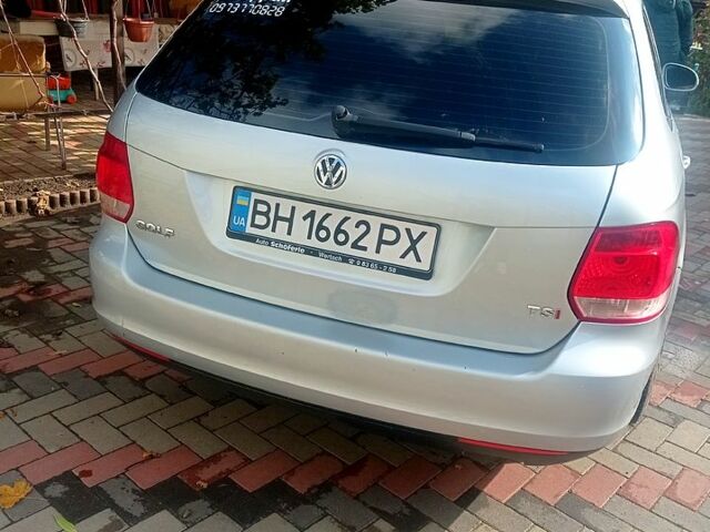 Серый Фольксваген Гольф, объемом двигателя 1.4 л и пробегом 233 тыс. км за 4800 $, фото 2 на Automoto.ua