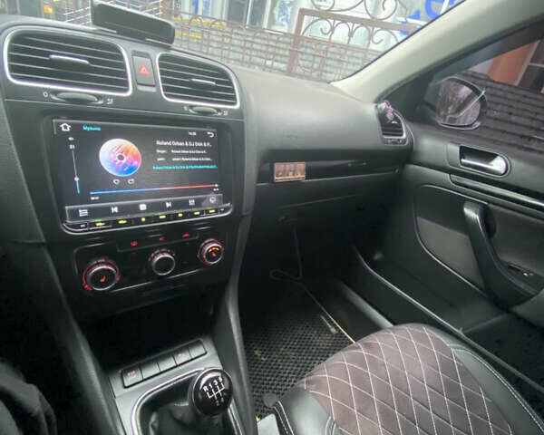 Сірий Фольксваген Гольф, об'ємом двигуна 1.6 л та пробігом 283 тис. км за 7500 $, фото 13 на Automoto.ua