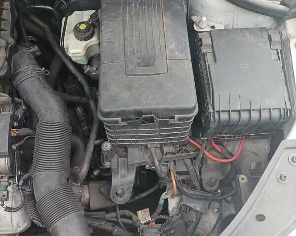 Серый Фольксваген Гольф, объемом двигателя 1.4 л и пробегом 175 тыс. км за 5300 $, фото 8 на Automoto.ua