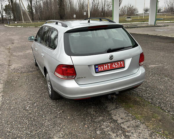 Серый Фольксваген Гольф, объемом двигателя 1.6 л и пробегом 230 тыс. км за 7000 $, фото 4 на Automoto.ua