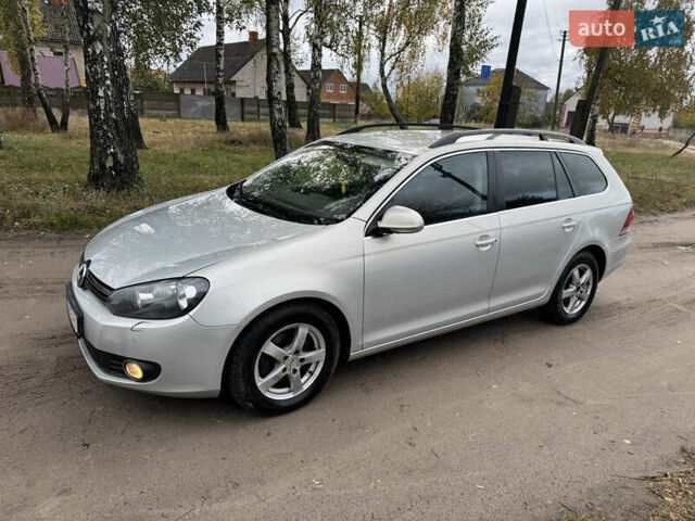 Серый Фольксваген Гольф, объемом двигателя 1.39 л и пробегом 257 тыс. км за 5750 $, фото 1 на Automoto.ua