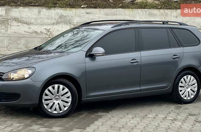Серый Фольксваген Гольф, объемом двигателя 1.6 л и пробегом 144 тыс. км за 7950 $, фото 14 на Automoto.ua