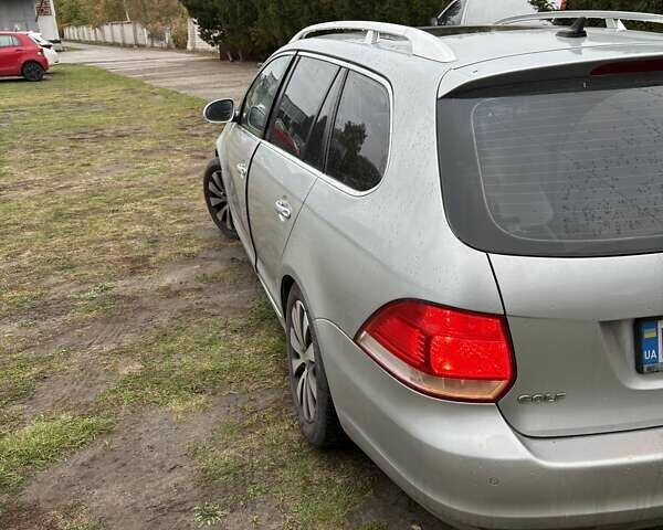 Серый Фольксваген Гольф, объемом двигателя 1.97 л и пробегом 280 тыс. км за 6500 $, фото 2 на Automoto.ua