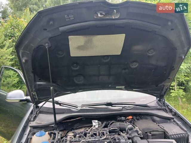 Серый Фольксваген Гольф, объемом двигателя 1.6 л и пробегом 260 тыс. км за 7400 $, фото 50 на Automoto.ua