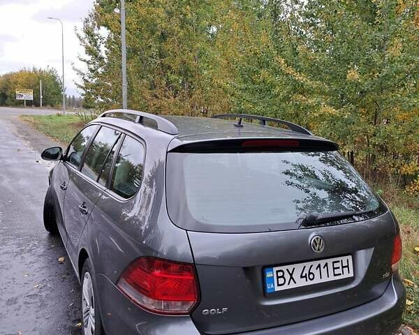 Фольксваген Гольф 2009 в Нетешине на Automoto.ua Серый Фольксваген Гольф, объемом двигателя 1.6 л и пробегом 245 тыс. км за 6900 $, фото 3 на Automoto.ua