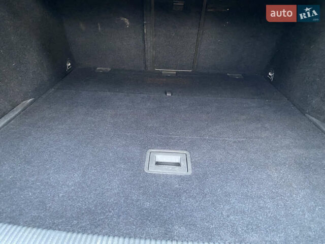 Серый Фольксваген Гольф, объемом двигателя 1.9 л и пробегом 343 тыс. км за 5900 $, фото 51 на Automoto.ua