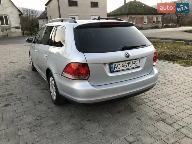 Фольксваген Гольф 2009 в Ужгороде на Automoto.ua Серый Фольксваген Гольф, объемом двигателя 1.39 л и пробегом 183 тыс. км за 6200 $, фото 4 на Automoto.ua
