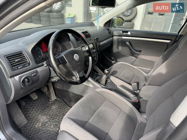 Сірий Фольксваген Гольф, об'ємом двигуна 1.9 л та пробігом 278 тис. км за 6900 $, фото 14 на Automoto.ua
