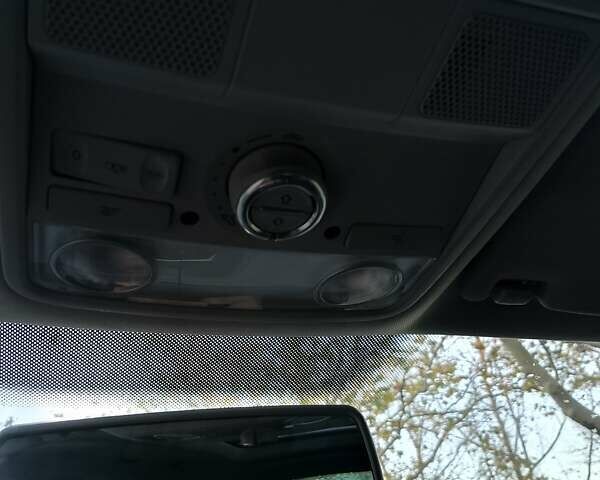 Серый Фольксваген Гольф, объемом двигателя 1.4 л и пробегом 237 тыс. км за 7500 $, фото 16 на Automoto.ua