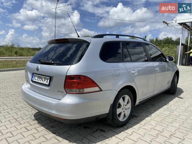 Серый Фольксваген Гольф, объемом двигателя 1.6 л и пробегом 225 тыс. км за 5000 $, фото 2 на Automoto.ua