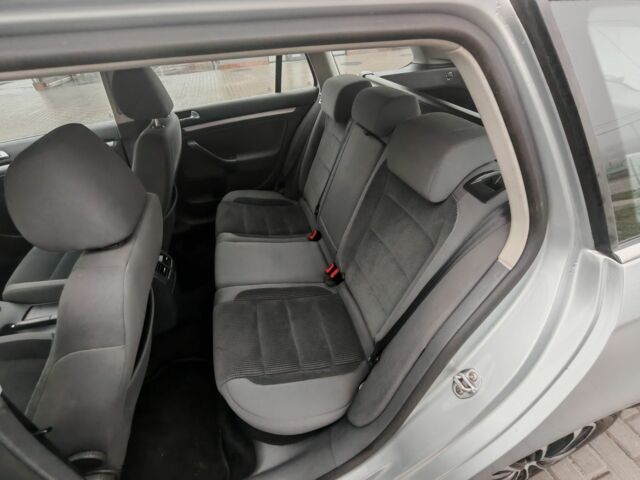 Серый Фольксваген Гольф, объемом двигателя 1.4 л и пробегом 245 тыс. км за 6200 $, фото 20 на Automoto.ua