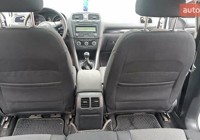 Сірий Фольксваген Гольф, об'ємом двигуна 1.6 л та пробігом 290 тис. км за 7199 $, фото 18 на Automoto.ua