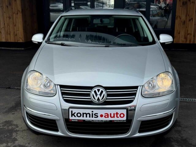 Сірий Фольксваген Гольф, об'ємом двигуна 1.6 л та пробігом 176 тис. км за 7699 $, фото 1 на Automoto.ua