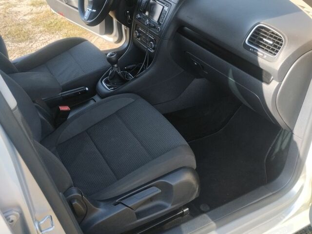 Сірий Фольксваген Гольф, об'ємом двигуна 1.4 л та пробігом 256 тис. км за 6400 $, фото 7 на Automoto.ua