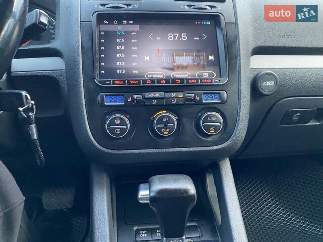 Серый Фольксваген Гольф, объемом двигателя 1.9 л и пробегом 343 тыс. км за 5900 $, фото 113 на Automoto.ua