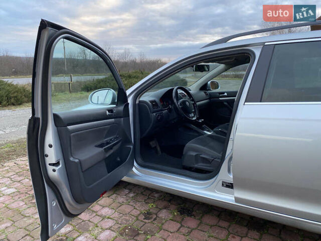 Серый Фольксваген Гольф, объемом двигателя 1.9 л и пробегом 343 тыс. км за 5900 $, фото 45 на Automoto.ua