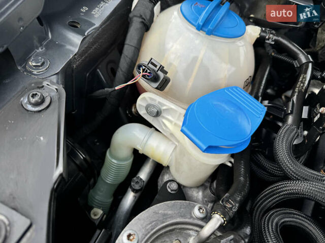 Фольксваген Гольф 2009 у Ковель на Automoto.ua Сірий Фольксваген Гольф, об'ємом двигуна 1.6 л та пробігом 205 тис. км за 7350 $, фото 35 на Automoto.ua