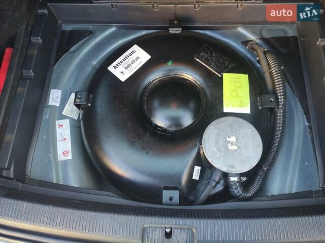 Серый Фольксваген Гольф, объемом двигателя 1.4 л и пробегом 325 тыс. км за 6300 $, фото 6 на Automoto.ua