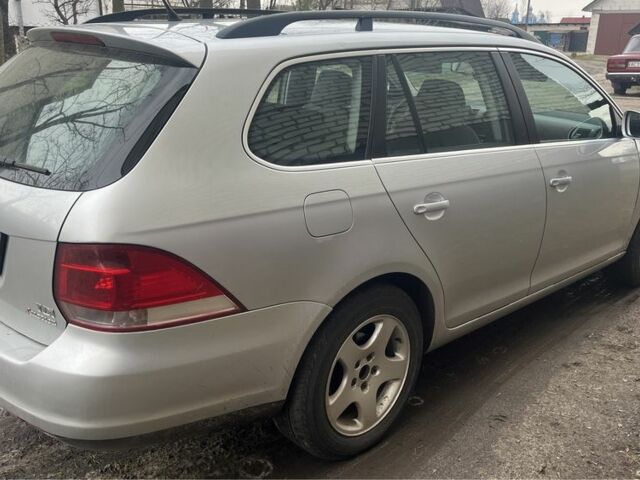 Серый Фольксваген Гольф, объемом двигателя 1.9 л и пробегом 315 тыс. км за 6000 $, фото 2 на Automoto.ua