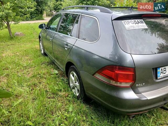 Серый Фольксваген Гольф, объемом двигателя 1.6 л и пробегом 260 тыс. км за 7400 $, фото 3 на Automoto.ua