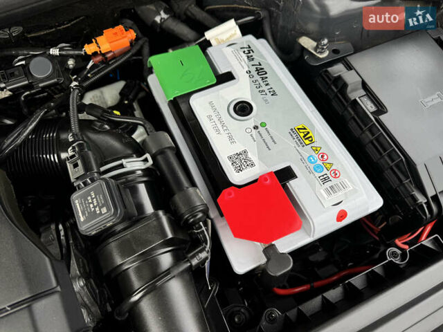 Фольксваген Гольф 2009 у Ковель на Automoto.ua Сірий Фольксваген Гольф, об'ємом двигуна 1.6 л та пробігом 205 тис. км за 7350 $, фото 34 на Automoto.ua