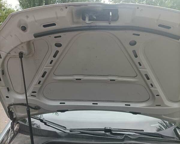 Серый Фольксваген Гольф, объемом двигателя 1.4 л и пробегом 175 тыс. км за 5300 $, фото 6 на Automoto.ua