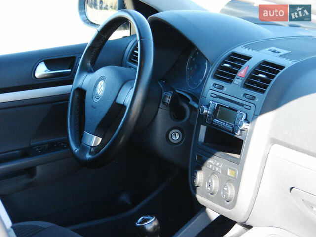 Сірий Фольксваген Гольф, об'ємом двигуна 1.4 л та пробігом 192 тис. км за 6200 $, фото 20 на Automoto.ua