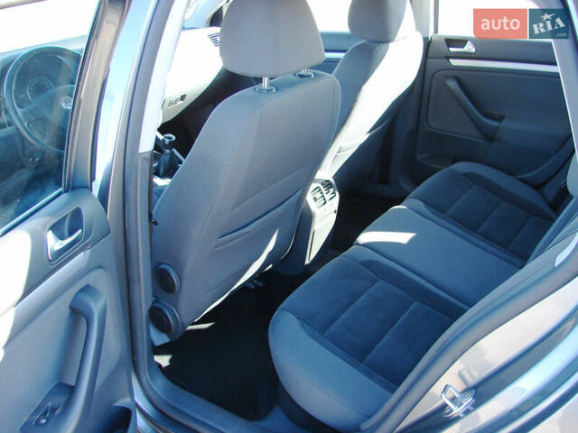 Сірий Фольксваген Гольф, об'ємом двигуна 1.4 л та пробігом 192 тис. км за 6200 $, фото 16 на Automoto.ua