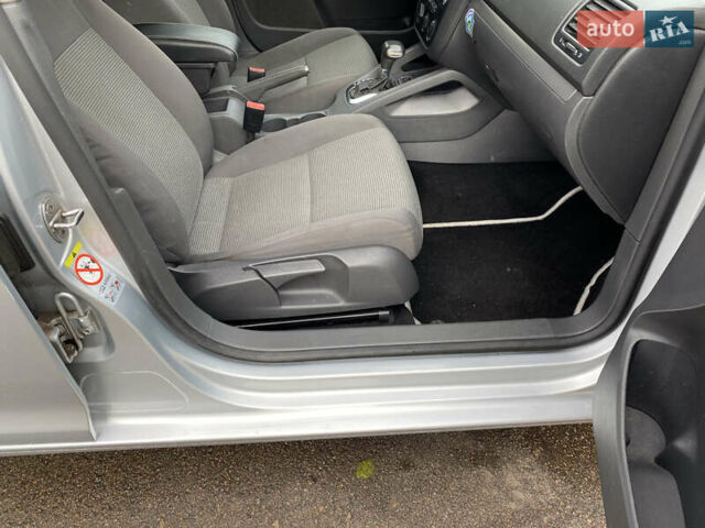 Сірий Фольксваген Гольф, об'ємом двигуна 1.6 л та пробігом 206 тис. км за 6750 $, фото 18 на Automoto.ua