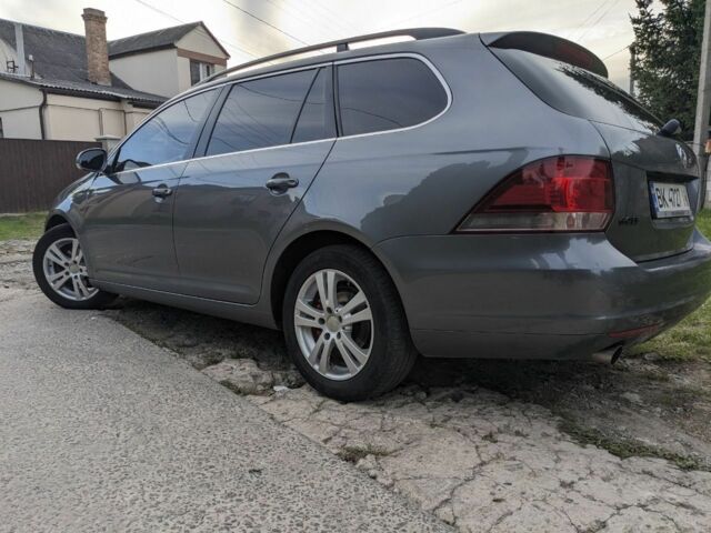 Серый Фольксваген Гольф, объемом двигателя 1.6 л и пробегом 299 тыс. км за 6550 $, фото 2 на Automoto.ua