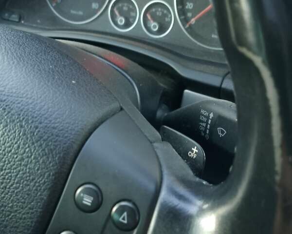 Серый Фольксваген Гольф, объемом двигателя 1.4 л и пробегом 237 тыс. км за 7500 $, фото 14 на Automoto.ua